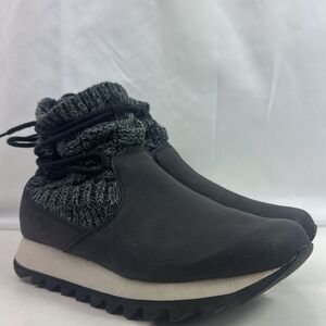 Merrell Alpine Pull On knit Women's Snow Boots